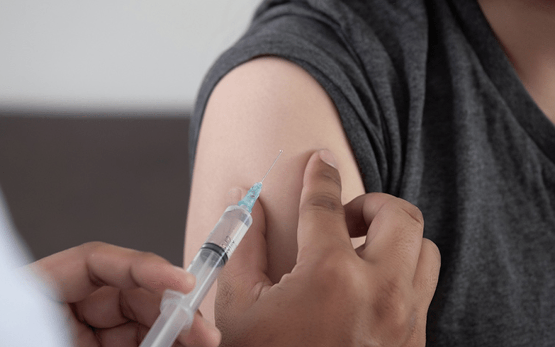 Why The CDC is “Okay” With No Gloves To Administer Vaccines